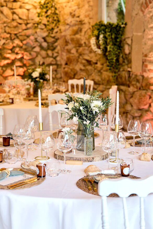 Bourne traiteur, pour vos soirées, apéritifs, réceptions Bourne traiteur, pour vos soirées, apéritifs, réceptions